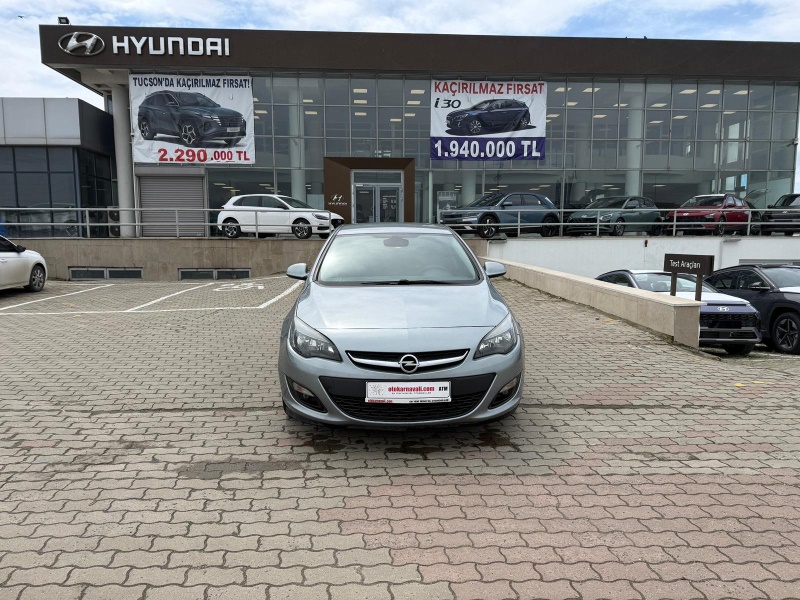 Oto Karnavalı Araçları